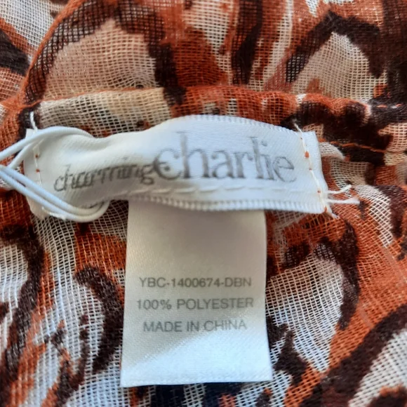 Charming Charlie Large Infinity Scarf Spring Summer Gold Thread - Picture 5 of 13